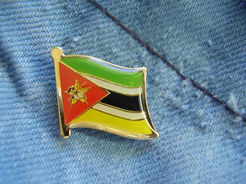 Pin mosambik flagge wappen - pin,